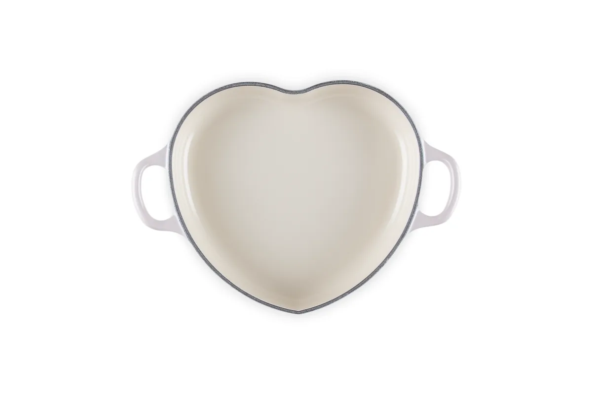 Le Creuset Cocotte basse cœur Fonte Émaillée — visuel 5