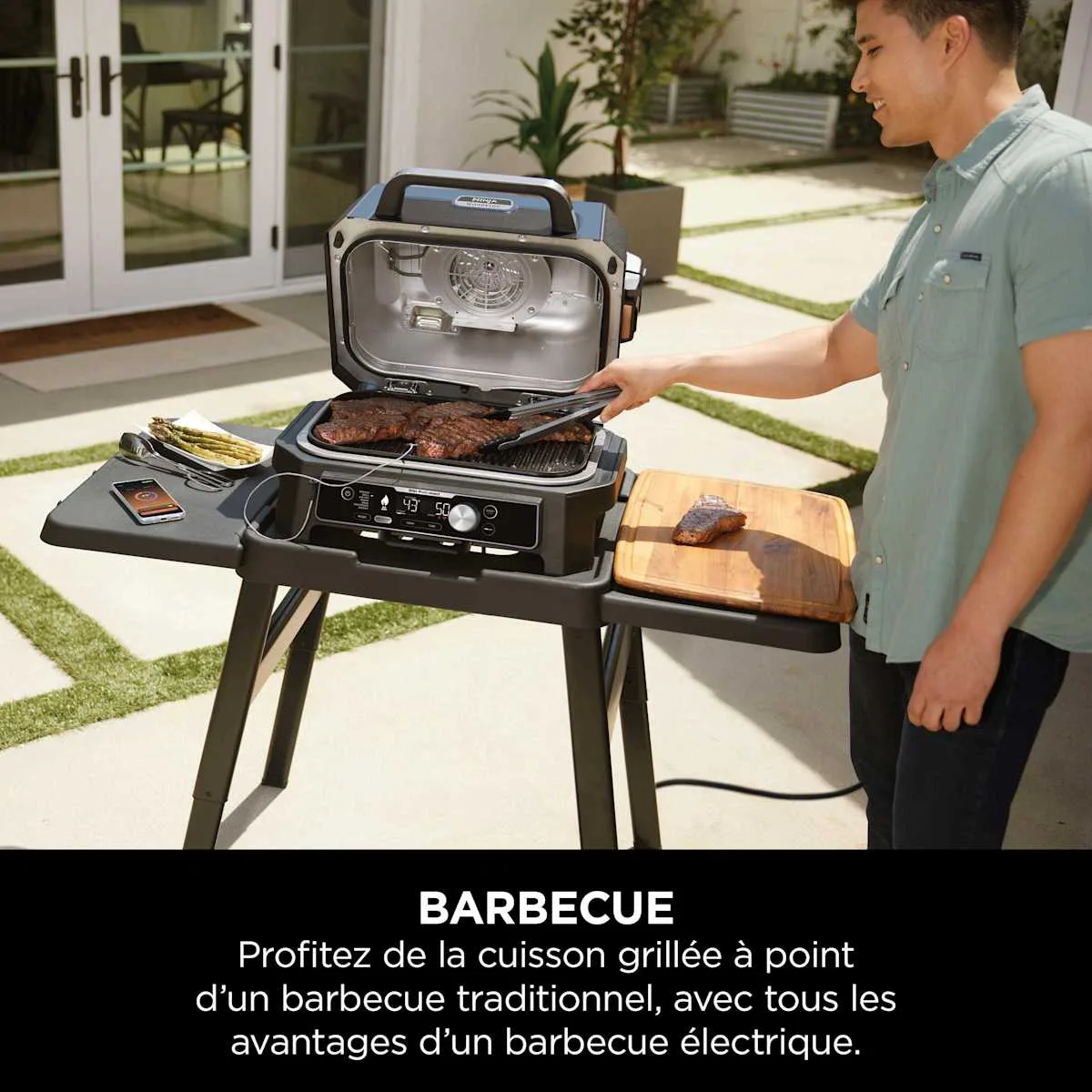 Ninja Barbecue électrique et fumoir Ninja Woodfire Pro Connect XL avec app OG901EU — visuel 3